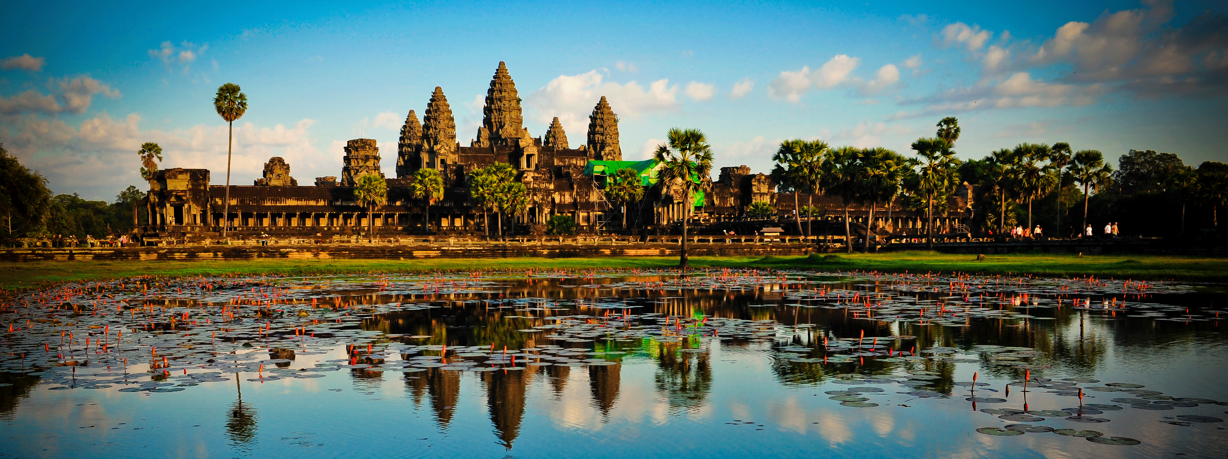 /resource/Images/Indochina/cambodia/headerimage/Angkor-Wat-lake.png